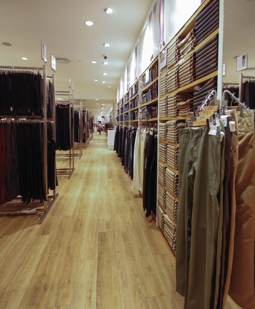 The Basics of How to Get Your Clothing Brand In Retail Stores